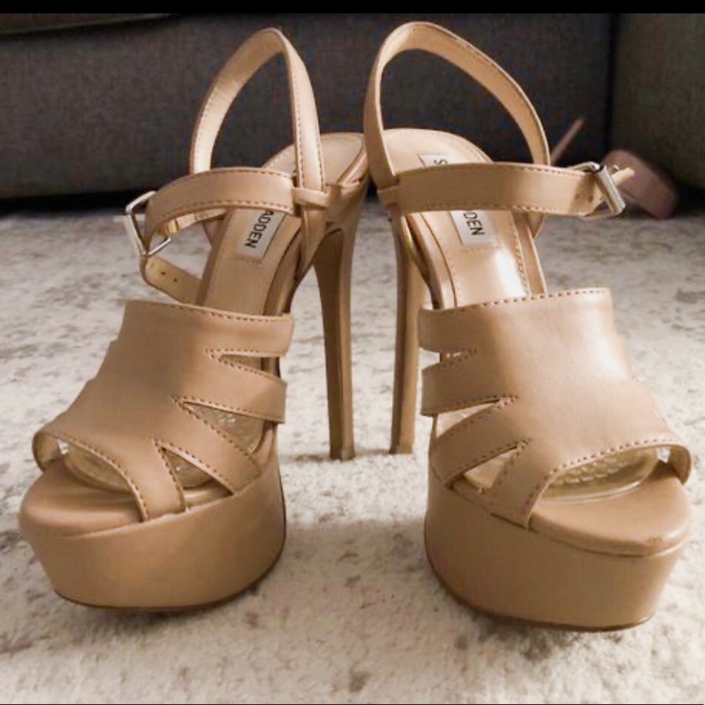 STEVE MADDEN HEELS
